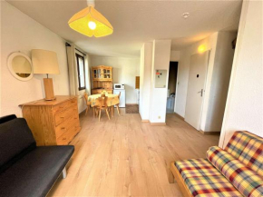 Studio Montagne près des Pistes et Commerces - 4 Couchages - Parking Privé - FR-1-330F-90